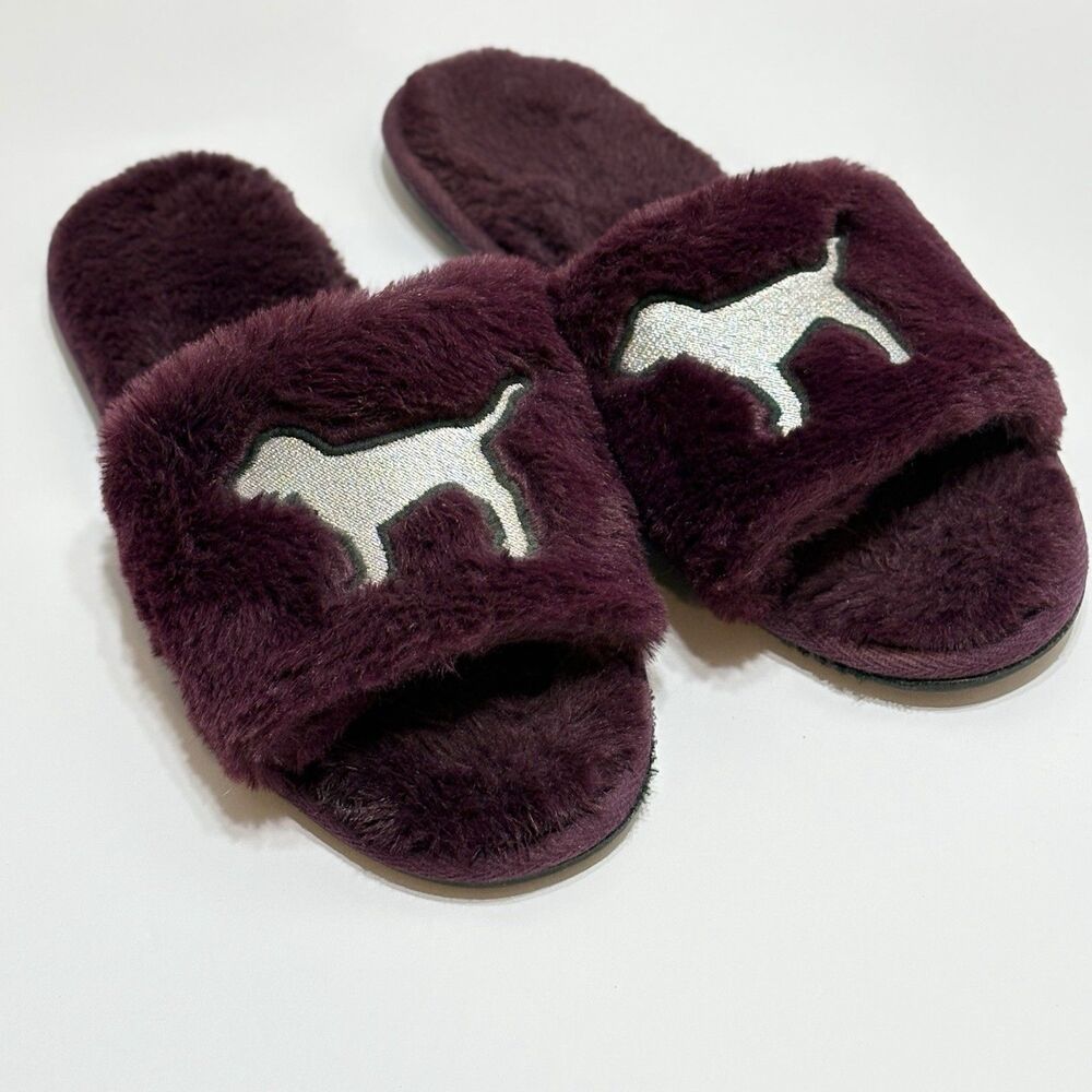 Victoria Secret PINK Slippers Medium 7/8 Burgundy Silver Dog Logo Faux Fur